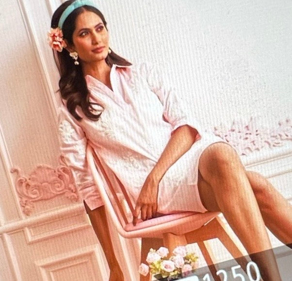 Short Tourist Dress with White Embroidery Cotton Pale Pink