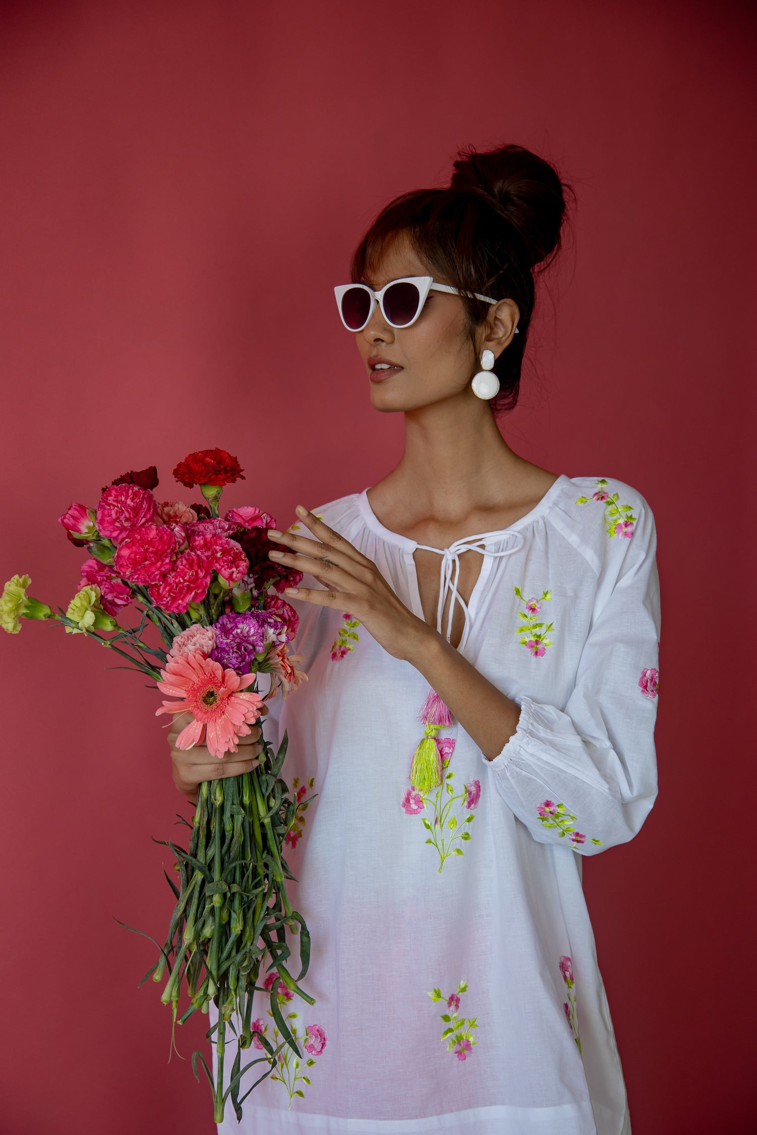 Drifter Gypsy Top with Pinks Cotton Cambric White