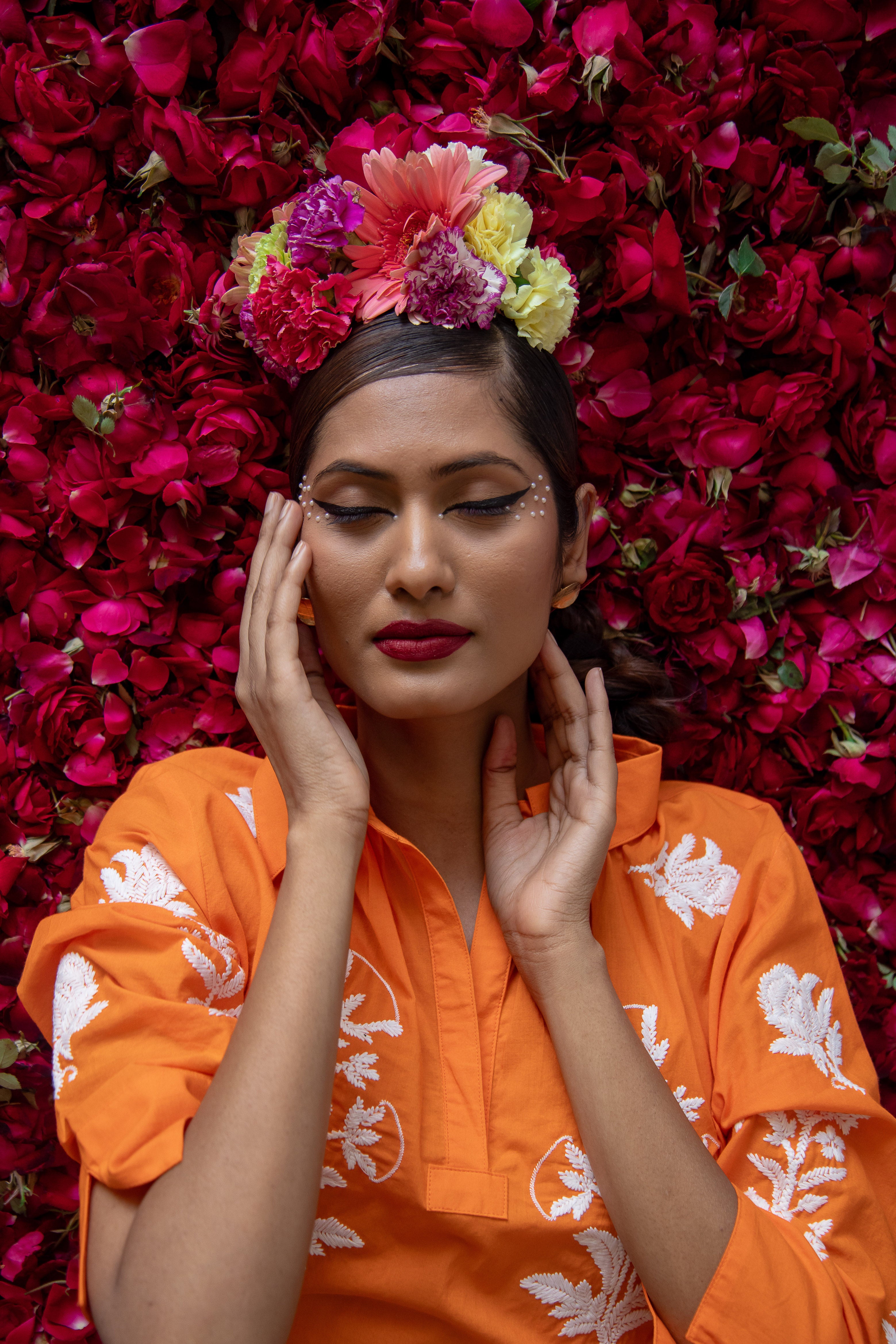 Long Tourist Dress Satsuma with White Embroidery