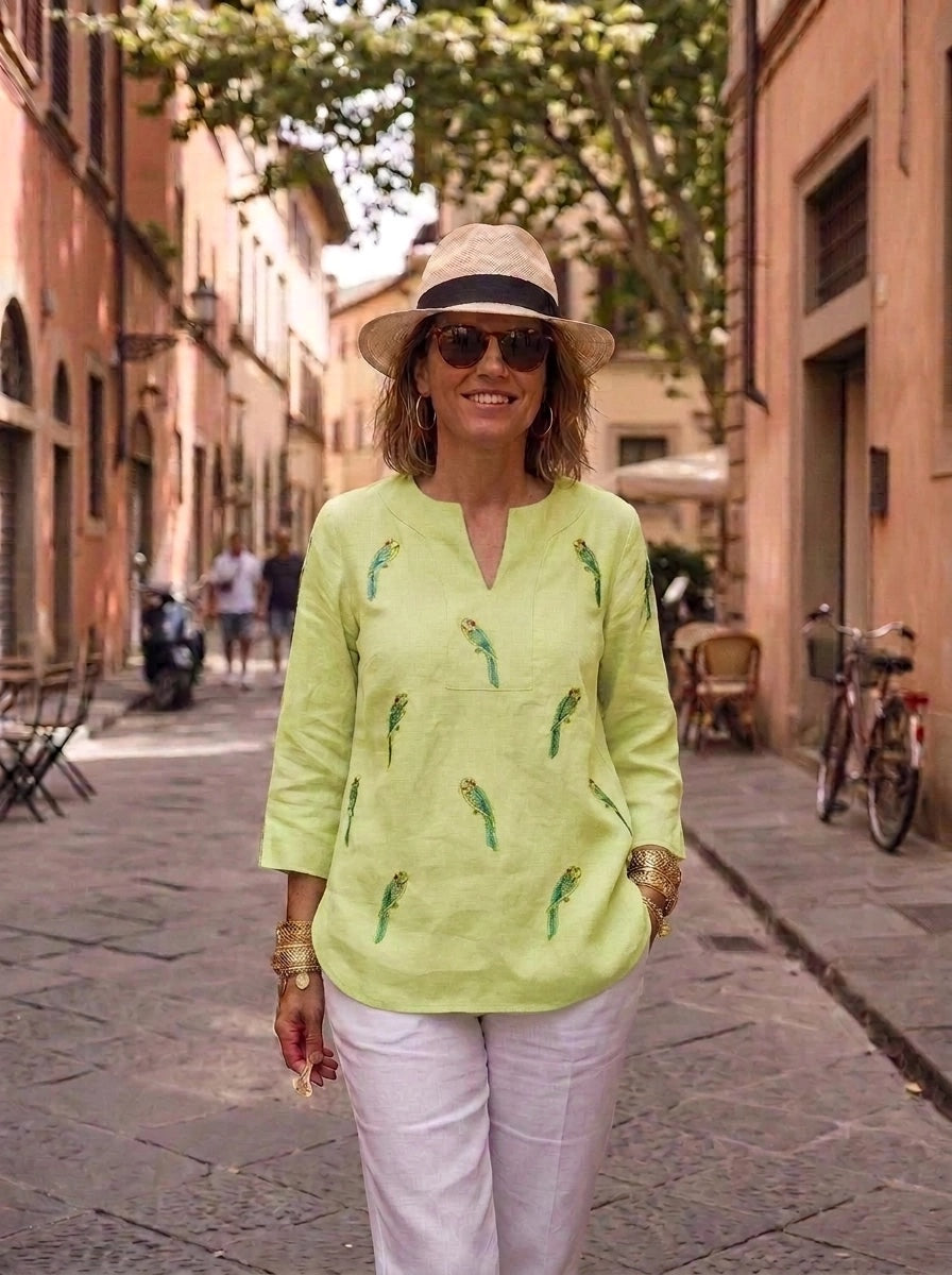Lifestyle Linen Top Linen Parrot Embroidery
